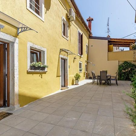 House Aves 2 Kaštelir Exterior foto